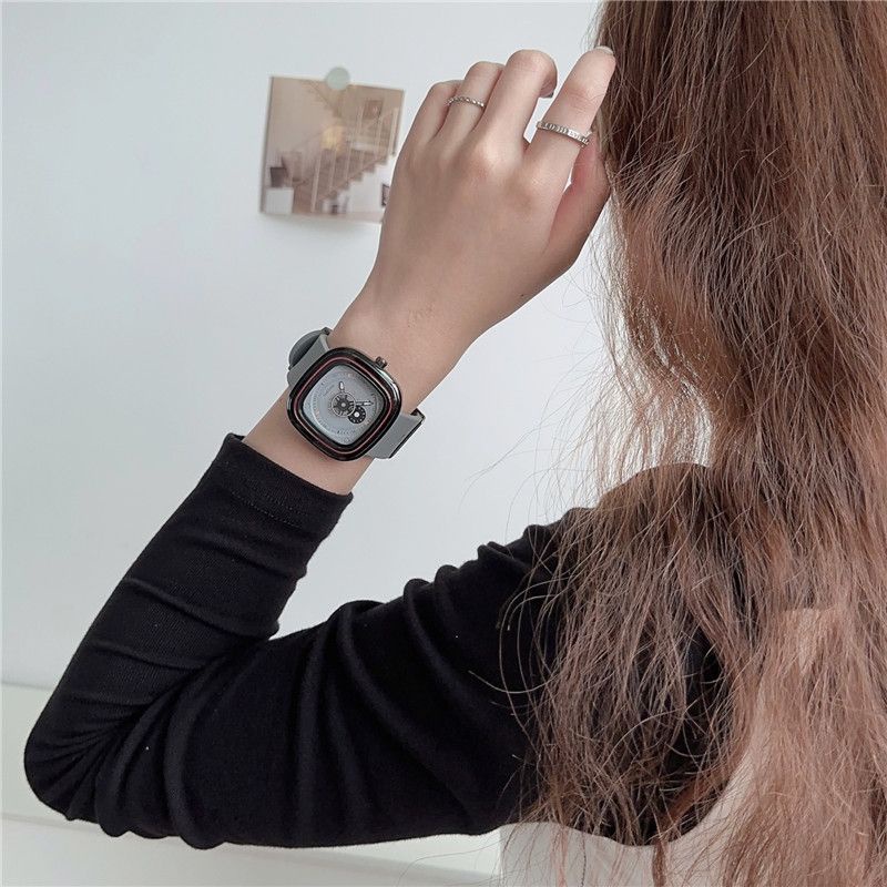 Đồng Hồ Đeo Tay Phong Cách Âu Mỹ Thời Trang Cho Nam Nữ