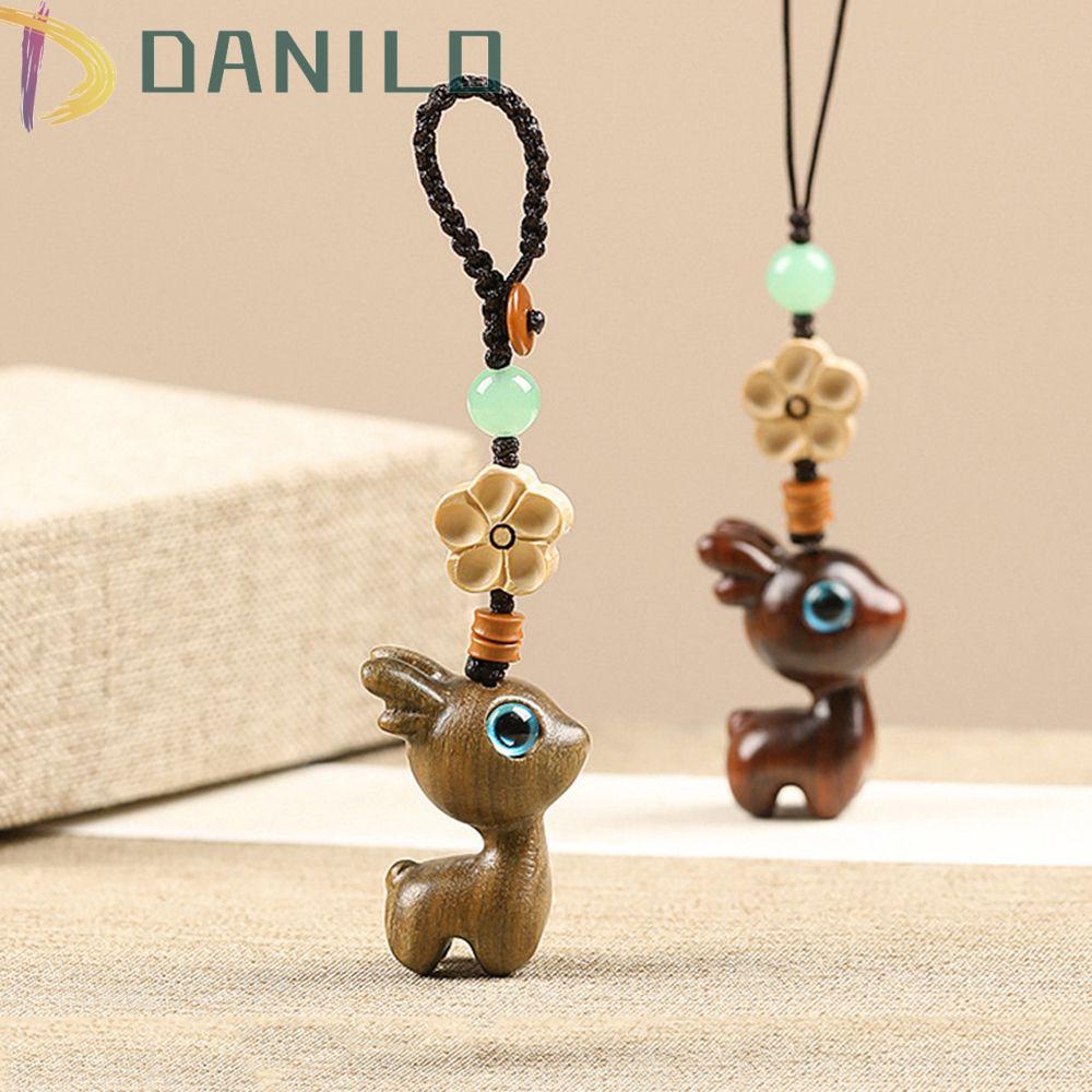 Danilo Dây Đeo Điện Thoại / Chìa Khóa Xe Hơi Bằng Gỗ Đàn Hương Handmade Họa Tiết Hươu Xinh Xắn Sáng Tạo