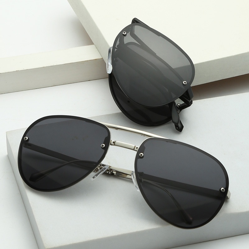 Kính Mát Gọng Kim Loại Mới Cho Cả Nam Và Nữ