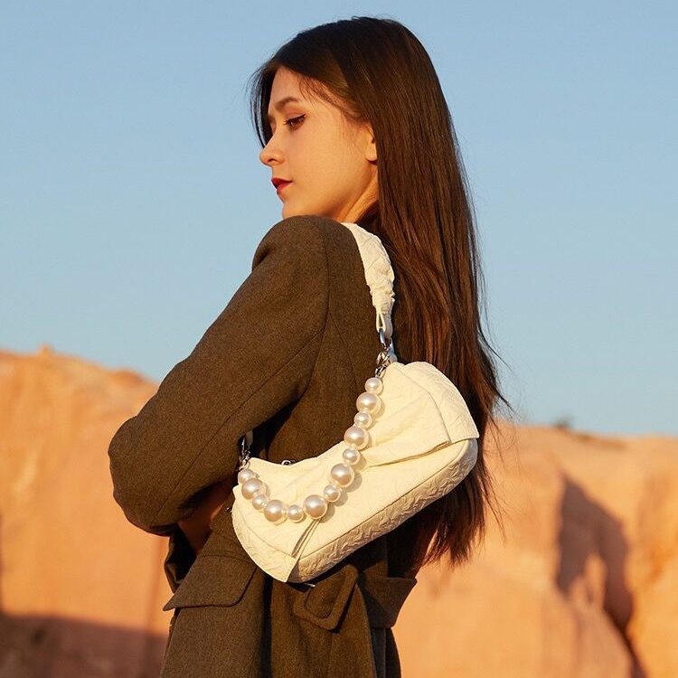 Ielgy Túi Xách Đeo Vai Xếp Ly Đính Nơ Ngọc Trai Siêu Hot Thời Trang Mùa Thu Cho Nữ
