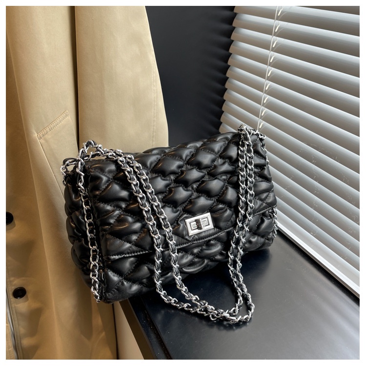 Túi Xách Đeo Vai Cỡ Lớn Phối Dây Xích Thời Trang Mùa Hè 2023 Dành Cho Nữ