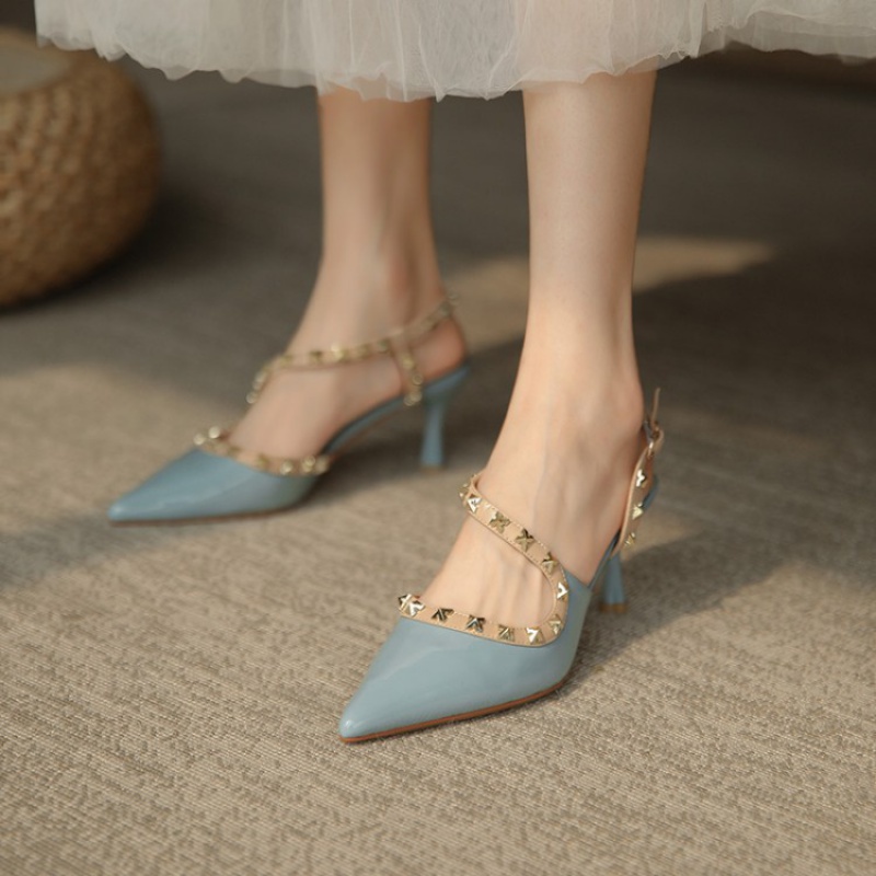 Giày Cao Gót Mũi Nhọn Phối Đinh Tán Thời Trang Xuân Hè Dành Cho Nữ