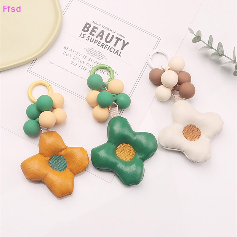 1 Móc Khóa Xe Hơi / Túi Xách Hình Hoa Màu Sắc Tinh Tế Thời Trang