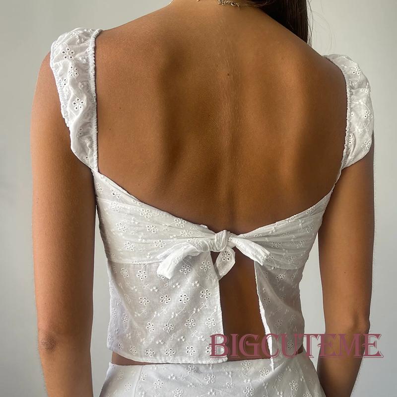 [] - Áo Crop Top Hai Dây Không Tay Hở Lưng Dáng Ôm In Hoa Màu Trắng Mùa Hè Cho Nữ