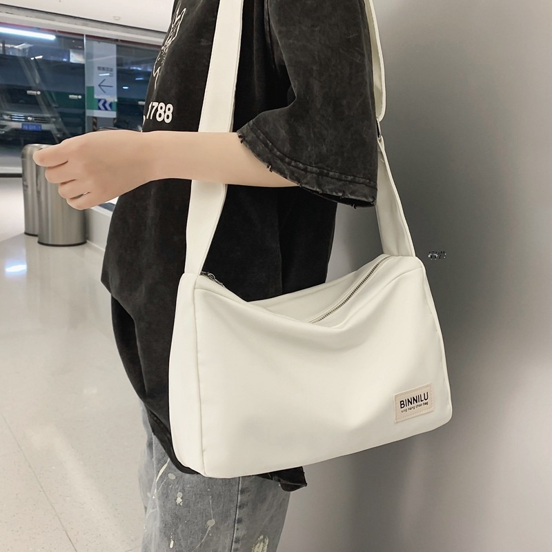 Túi Đeo Chéo Cỡ Lớn Bằng Nylon 5 Màu Thời Trang Nhật Hàn Cho Nam