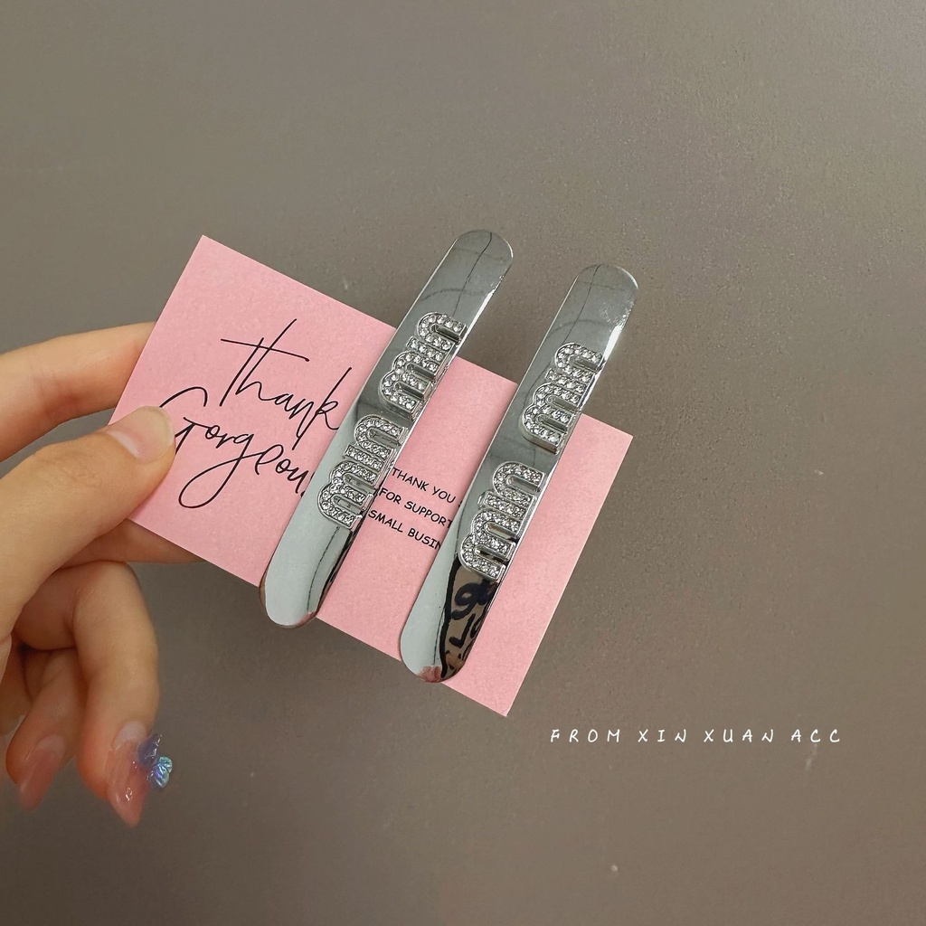 Kẹp Tóc Mỏ Vịt Đính Chữ Thời Trang Cho Nữ