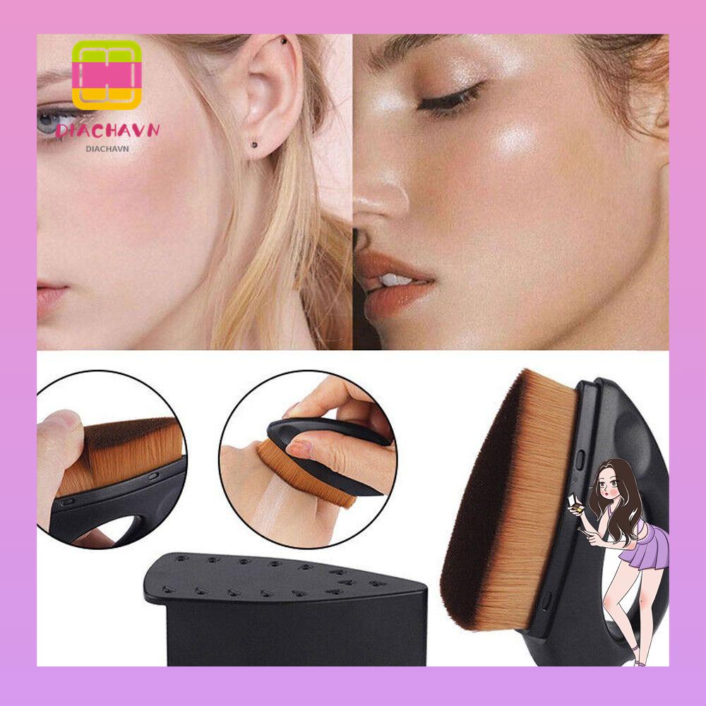 Cọ Trang Điểm Nền Mềm Mại Tiện Dụng