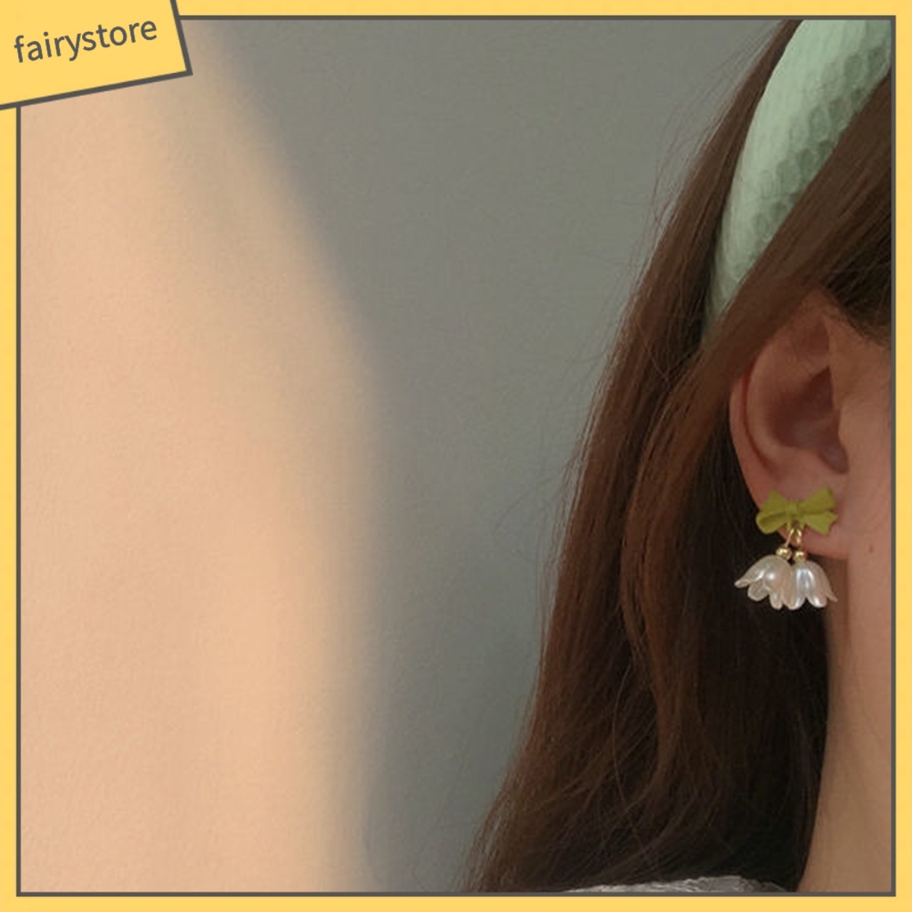 1 Đôi Bông Tai Hình Hoa Tulip Đính Ngọc Trai Nhân Tạo Thời Trang