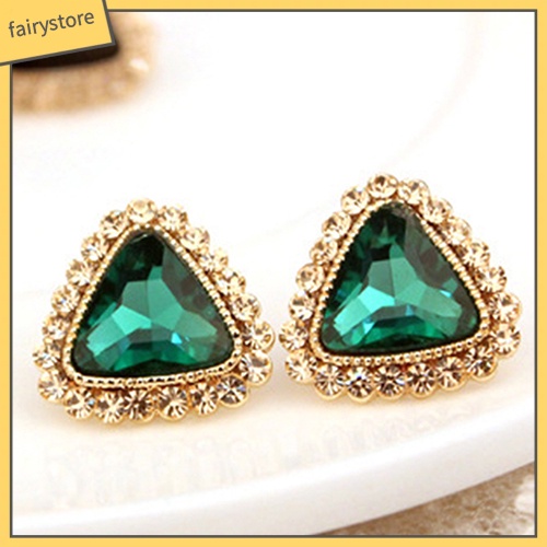 Đôi Khuyên Tai Hình Tam Giác Đính Đá Pha Lê Thời Trang Cho Nữ