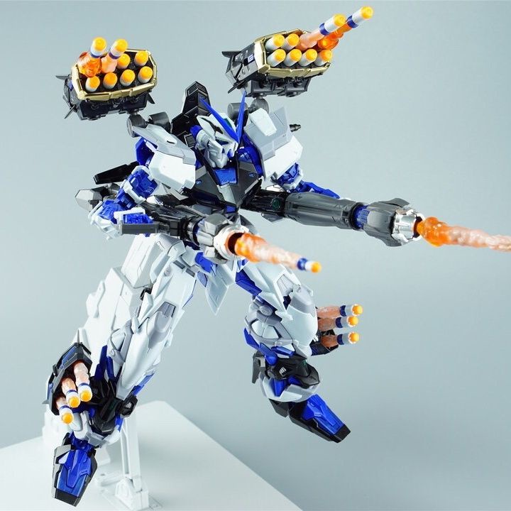 Mô Hình Lắp Ráp Daban MG 8810 Blue Heresy MB Tỉ Lệ 1 / 100