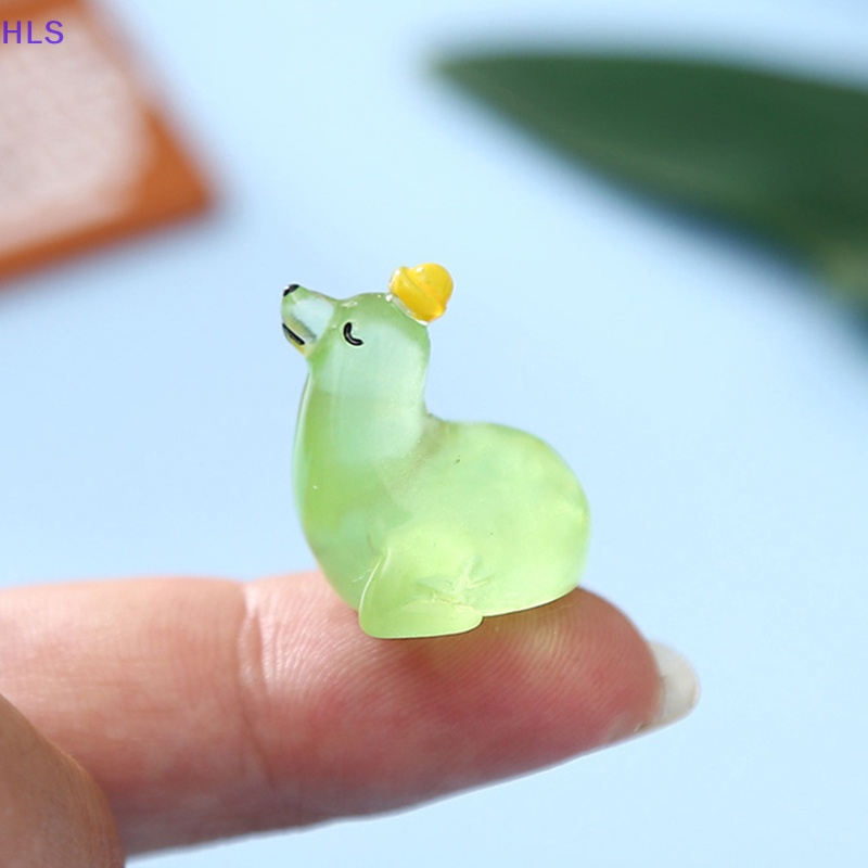 Bộ 2 Đồ trang trí Chú Chó Biển Hoạt Hình Mini Màu Dạ Quang Trang Trí Tiểu Cảnh / Nhà Búp Bê