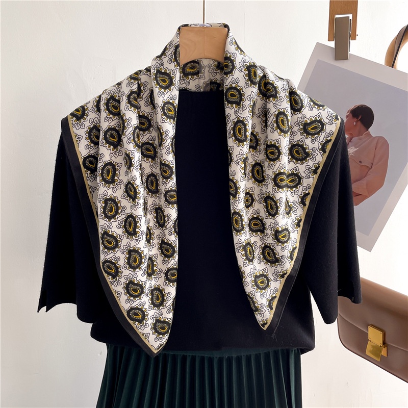 Khăn Choàng Cổ Hình Vuông 65X65Cm Chất Liệu Cotton Lanh Mỏng In Họa Tiết Hoa Hướng Dương Cho Nữ