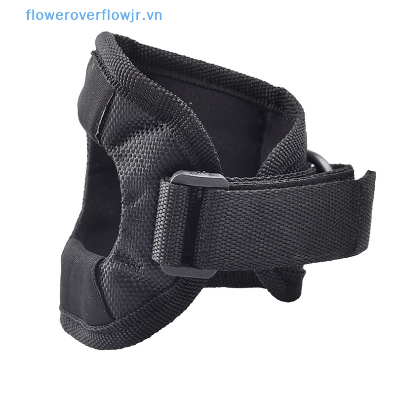 Giá Đỡ Đèn Pin LED Và Găng Tay Lặn Dưới Nước