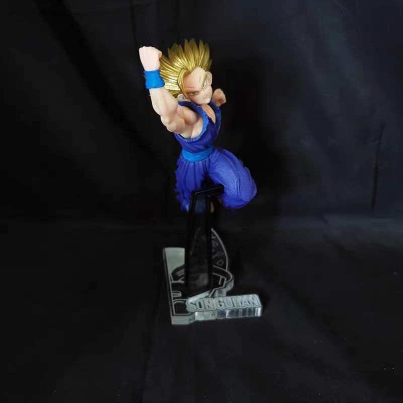 Mô Hình Nhân Vật SON GOHAN Trong Suốt Bằng Acrylic