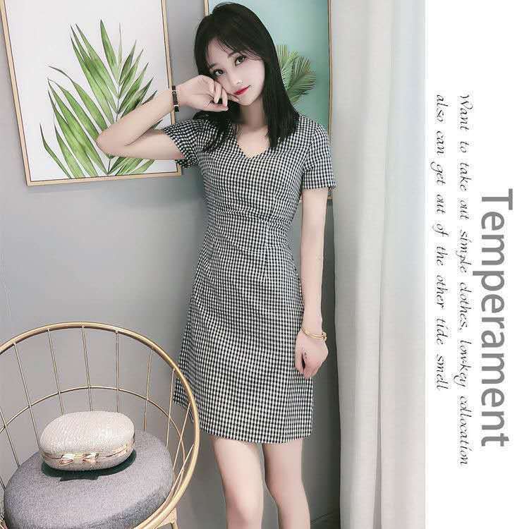 Đầm Ngắn Tay Cổ Chữ V Họa Tiết Ca Rô Thời Trang Dành Cho Nữ