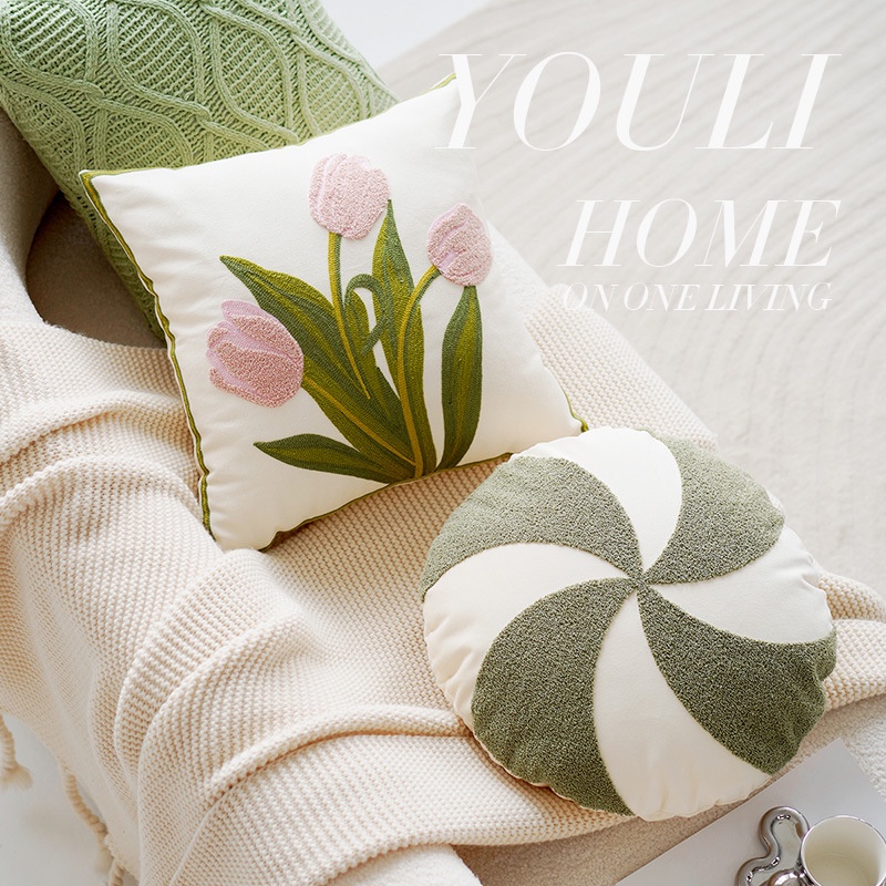❤Gối Đệm sofa Phòng Khách Thêu Hoa tulip Màu Xanh Lá Hồng Dễ Thương