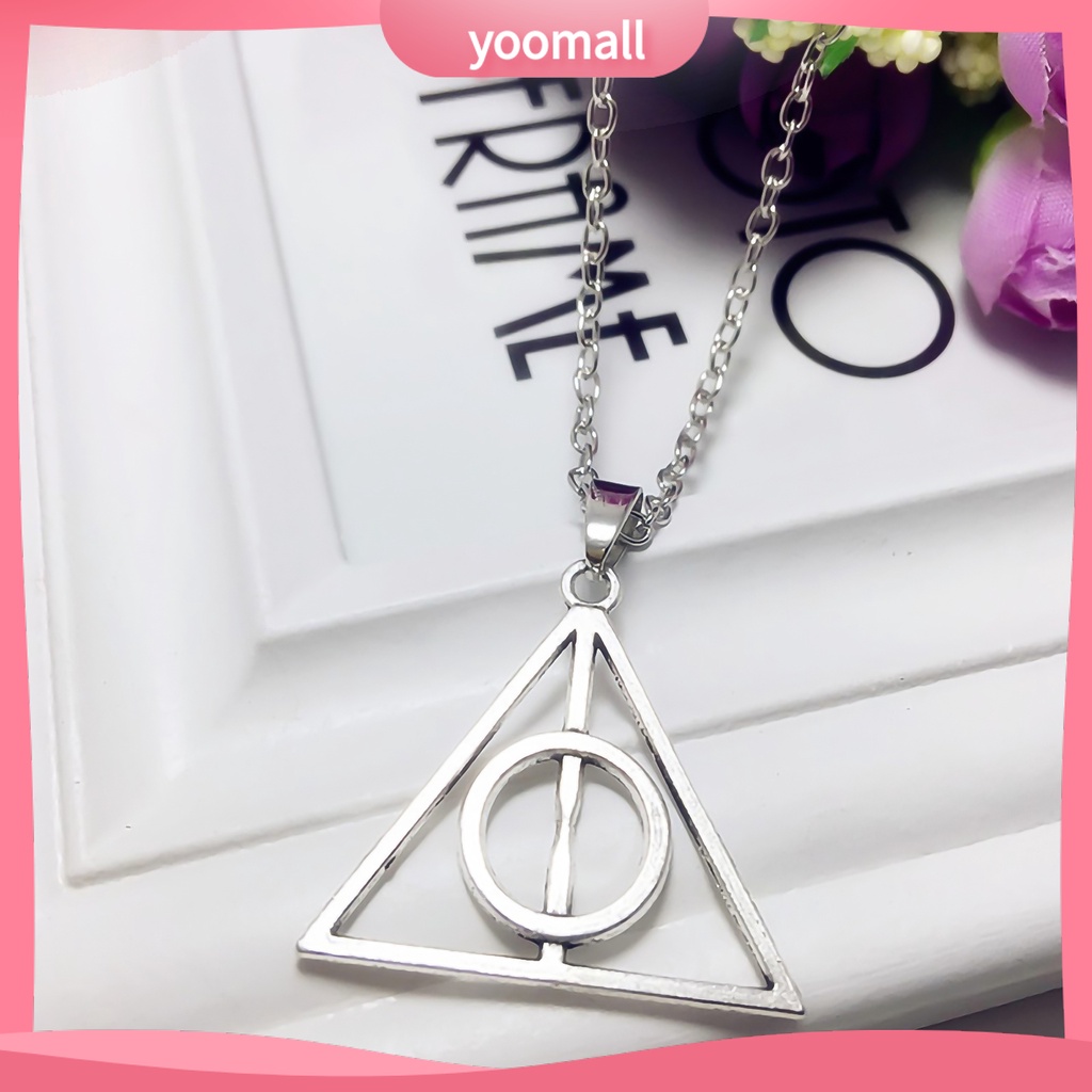 Vòng cổ Mặt Hình Tam Giác Rỗng Phong Cách Vintage Tinh Tế Cho Cuộc Sống Hàng Ngày