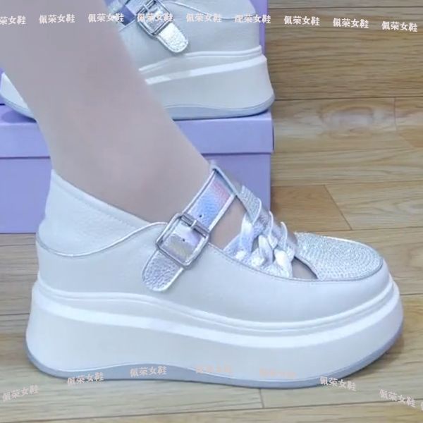 Giày Sandal Hở Ngón Đế Dày Đính Đá Thoáng Khí Thời Trang Mùa Hè 2023 Phong Cách Mới Cho Nữ