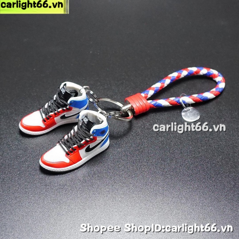 Móc Khóa Xe Hơi Hình Đôi Giày 3d Bằng ABS Dễ Thương