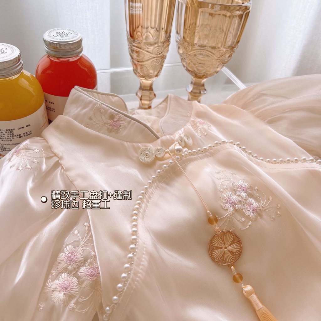 Đầm Sườn Xám Cách Tân Thêu Họa Tiết Đính Ngọc Trai Thời Trang Mùa Hè 2022 Cho Bé Gái