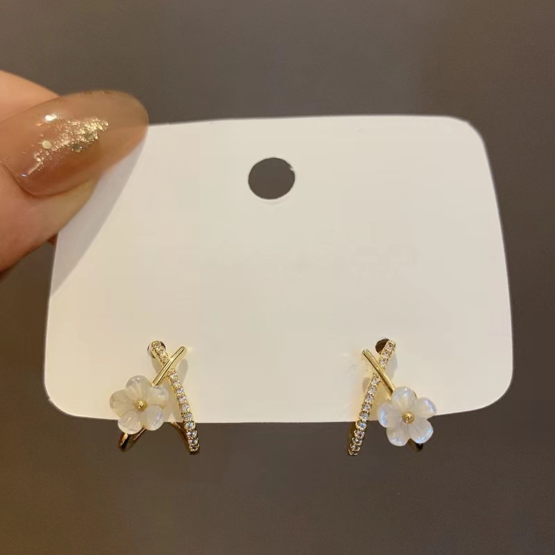 Khuyên Tai Hình Hoa Chéo Phong Cách Hàn Quốc Cao Cấp Sang Trọng