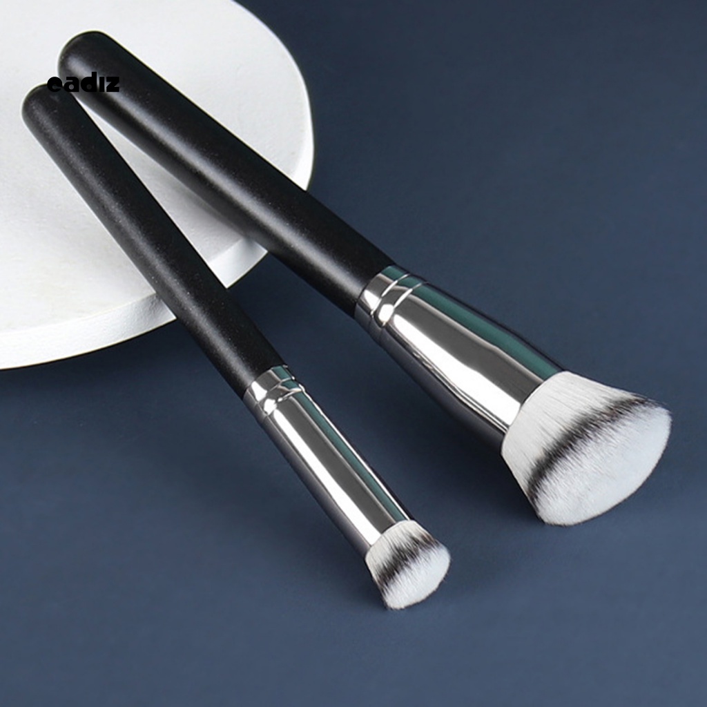 Bộ 2 Cọ Trang Điểm Đầu Tròn Bằng Sợi Nhân Tạo Thoải Mái