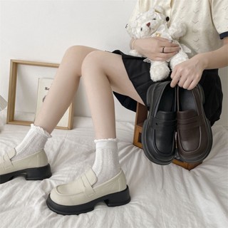  Giày Lười Mũi Tròn Thời Trang Dành Cho Nữ 