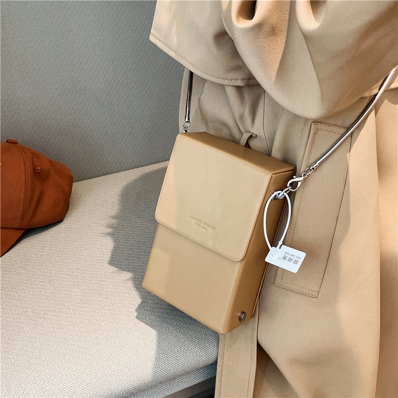 Túi Đeo Chéo Đựng Điện Thoại Thiết Kế Nhỏ Nhắn Phối Dây Xích Thời Trang Cao Cấp Cho Nữ