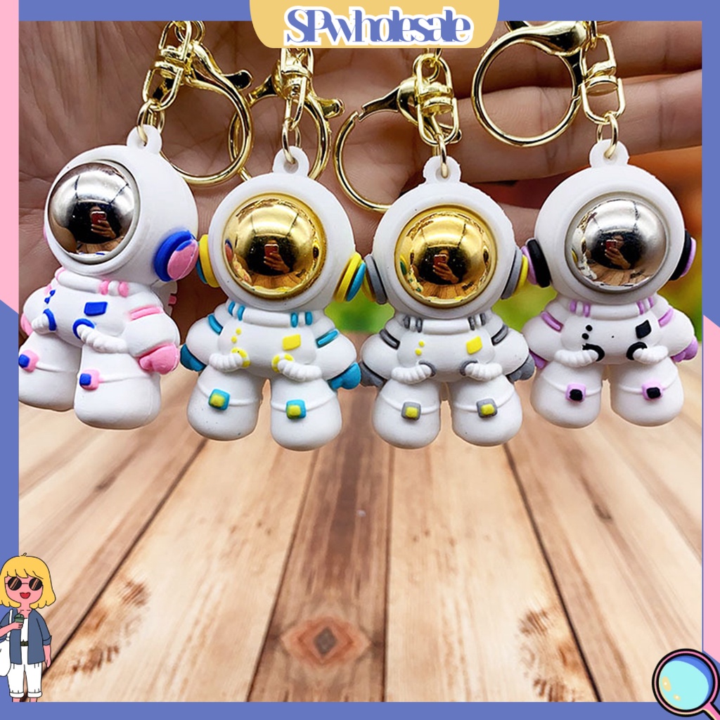 <SPwholesale> Móc Chìa Khóa Xe Hơi Họa Tiết Phi Hành Gia Hoạt Hình Bắt Mắt Đa Năng Quyến Rũ