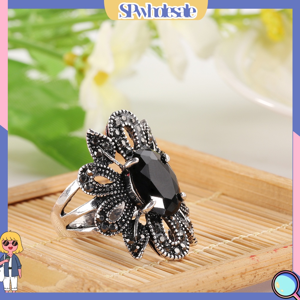 <SPwholesale> Nhẫn Hợp Kim Đính Đá Hình Hoa Phong Cách Vintage Cho Nữ