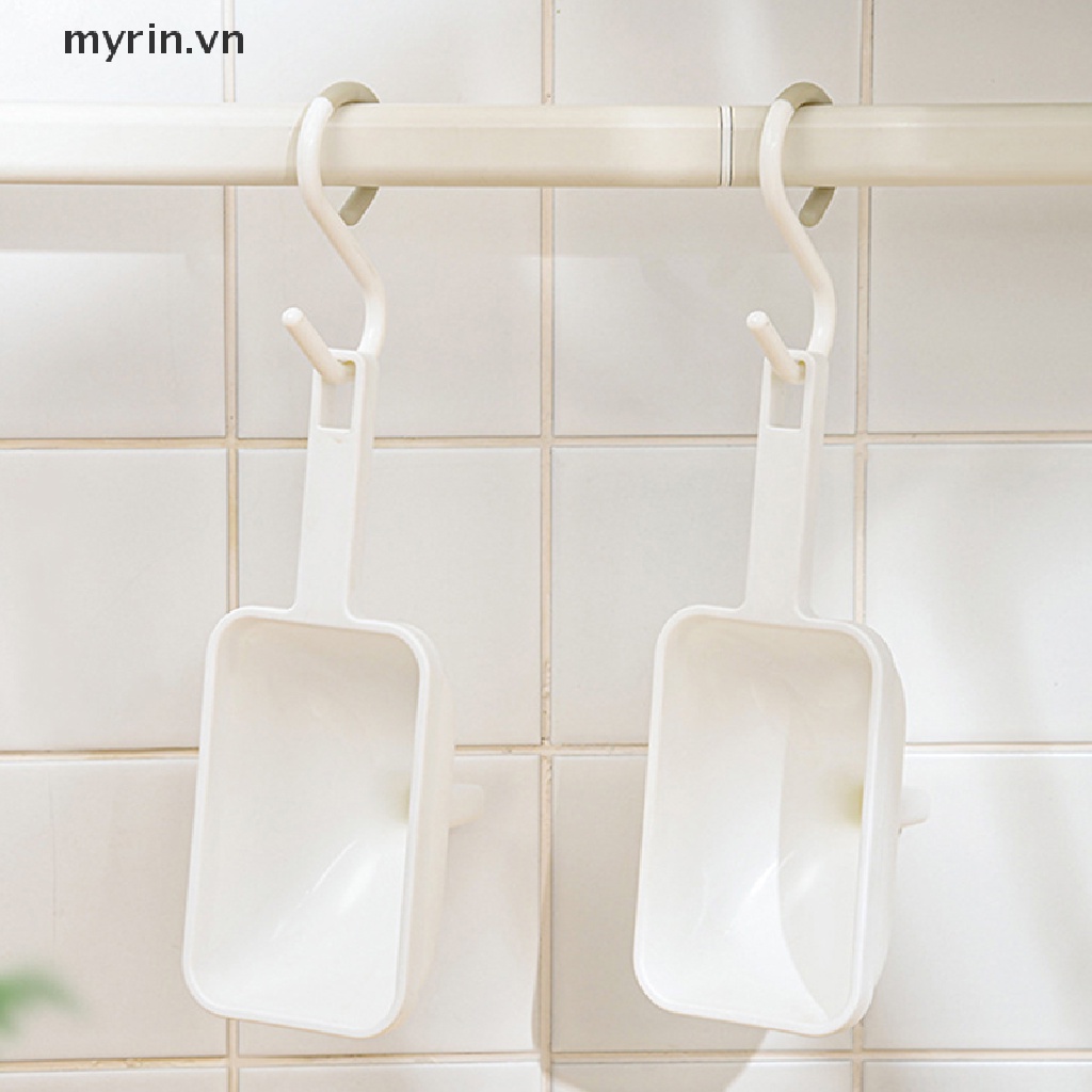 Phễu Rót Salad Có Tay Cầm Tiện Lợi