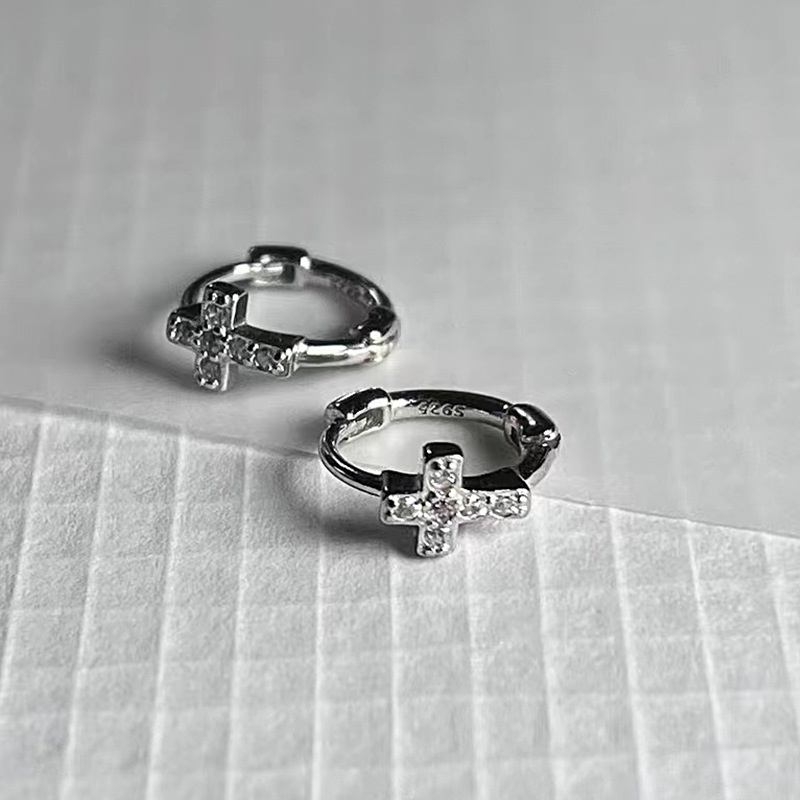 Bông Tai Mini HìNh Chữ ThậP ĐíNh Đá NhiềU MàU SắC