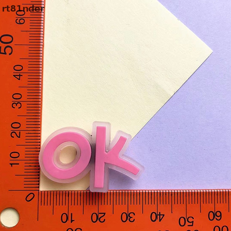 Rt set 13 Phụ Kiện Trang Trí Giày Hình Hoa Hướng Dương Dạ Quang Bằng PVC Có Thể Tháo Rời