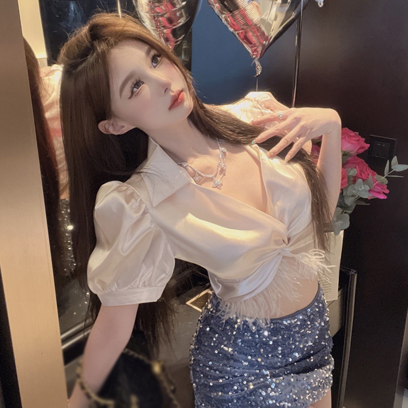 Áo Croptop Chiffon Tay Ngắn Cổ Chữ V Phối Tua Rua Gợi Cảm Cho Nữ