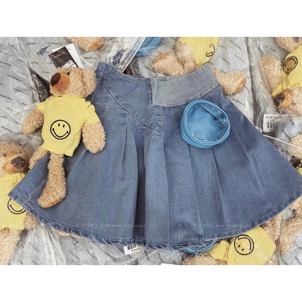 Chân váy jean móc khoá túi