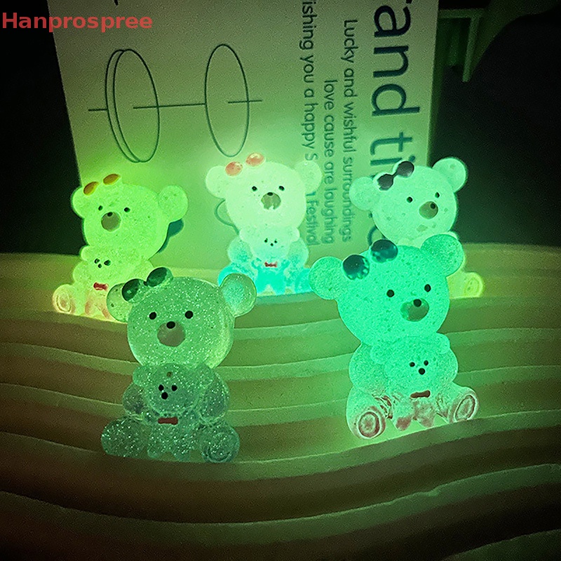 Hanprospree > Bộ 2 Tượng Gấu Hoạt Hình Ba Chiều Mini Bằng Nhựa Resin Dạ Quang Màu Gradient Trang Trí Bàn / Xe Hơi / Nhà Cửa