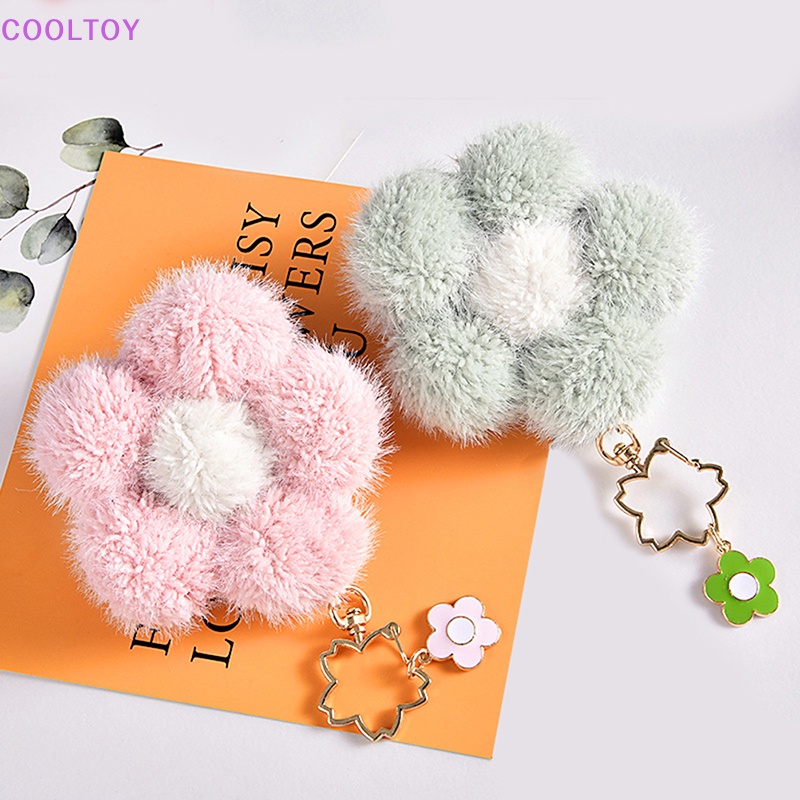 Móc Khóa Hình Hoa Hướng Dương Phối Lông Xù Dễ Thương Dành Cho Nữ