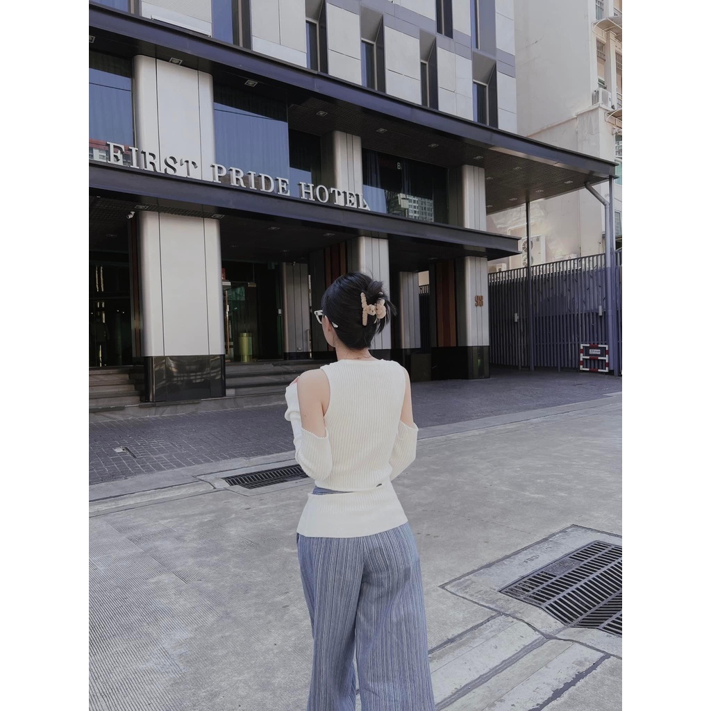 Áo tay dài khoét vai cut eo