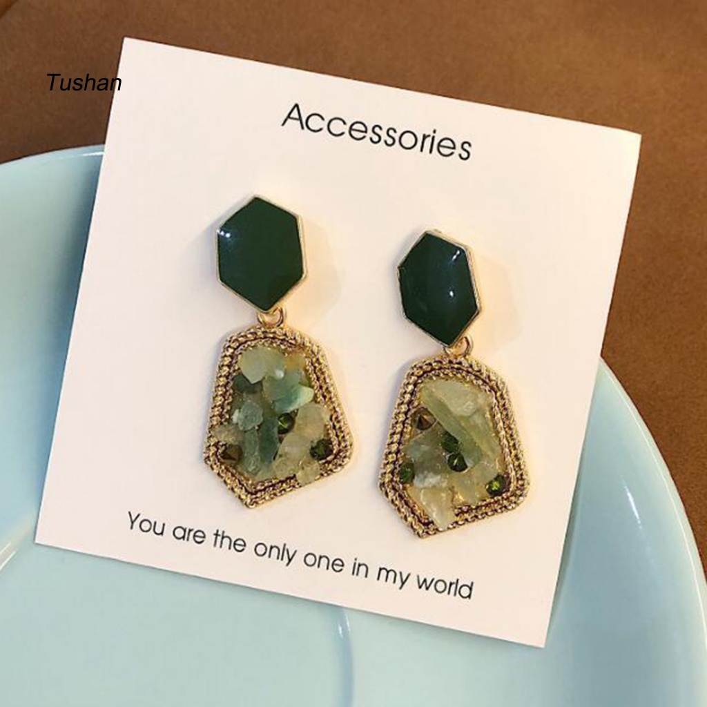 Bông Tai Giọt Nước Bằng Đá Tự Nhiên Phong Cách Retro