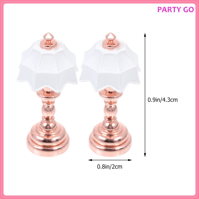 Bộ 2 Mô Hình Đèn Bàn Bằng Sắt Trang Trí Nhà Búp Bê