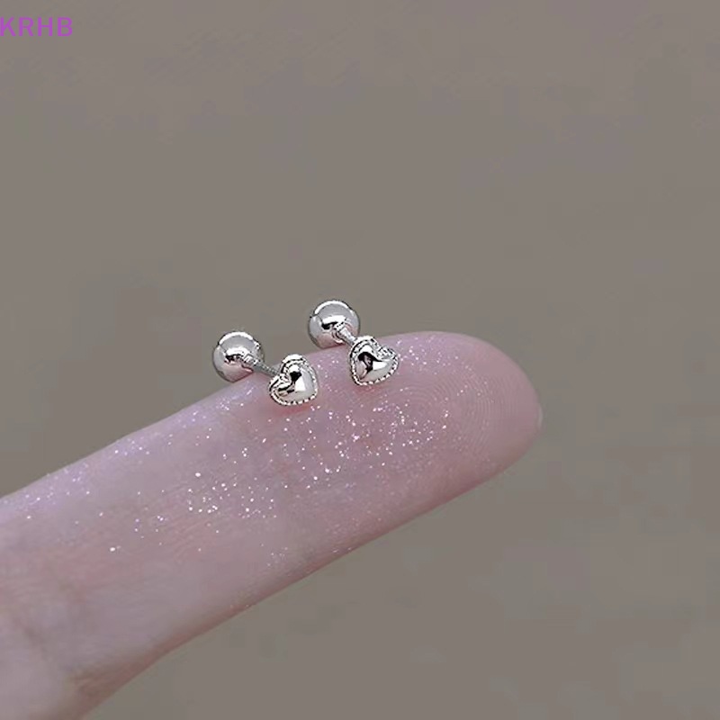 1 Đôi Khuyên Tai Hình Trái Tim Thời Trang Dành Cho Nữ Mới