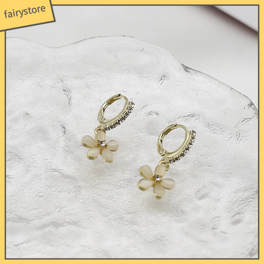 1 Đôi Bông Tai Hình Hoa Đính Đá Opal Nhân Tạo Phong Cách Hàn Quốc Dành Cho Nữ