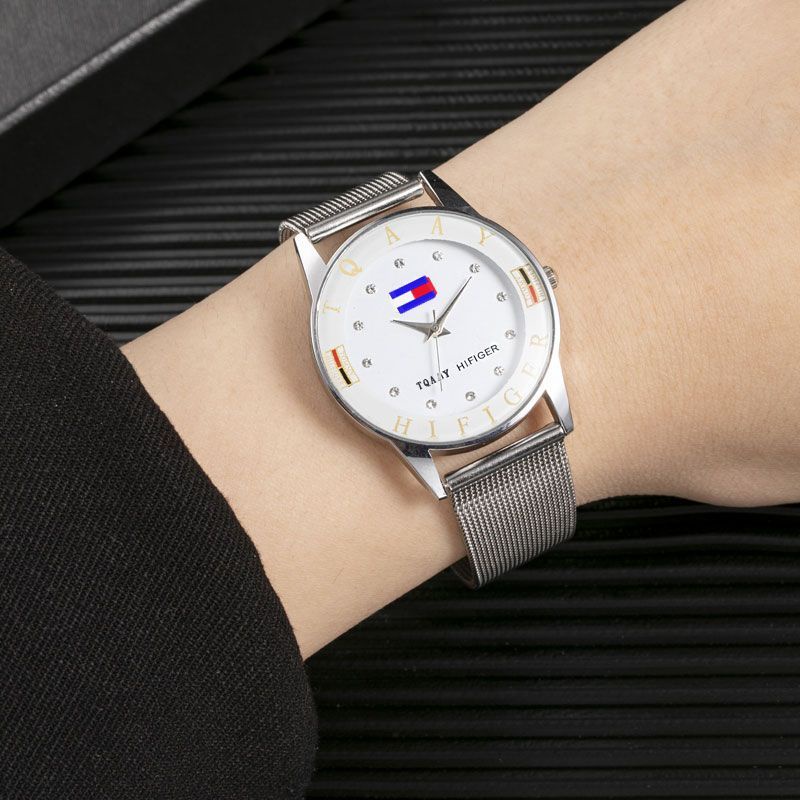 Đồng Hồ Tommy Hilfiger Dây Thép Không Gỉ Sang Trọng