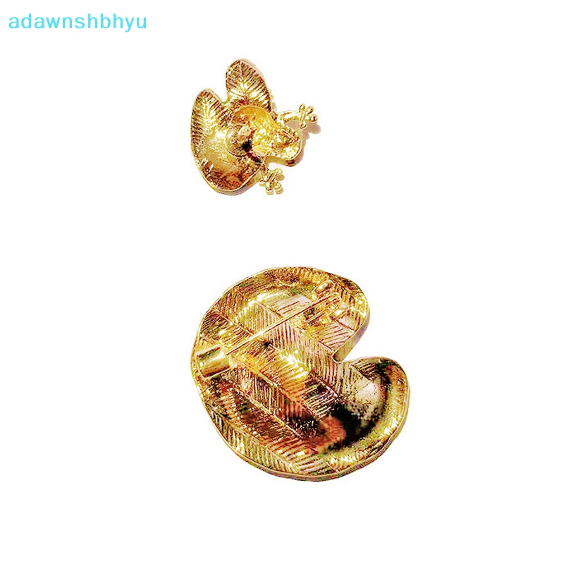 Set 2 Ghim Cài Áo Hình Ếch Và Lá Sen Đính Đá Thời Trang Cho Nữ