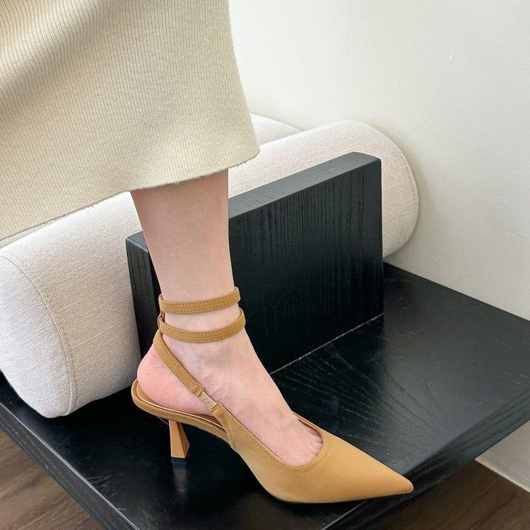 French pointed high-heeled shoes evening wind Korean style slippers with skirt black sandals 2023 Spring and Autumn British women's shoes QNGY