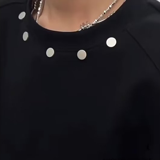 Áo Thun Vòng Cổ Đính Đá Áo Nam Tay Ngắn Có Đệm Vai Và Dây Đeo Cổ Phong Cách Đường Phố Đơn Giản Dễ Phối Đồ ÁO Thun Hot VảI DàY ÁO PhôNg Nam Unisex