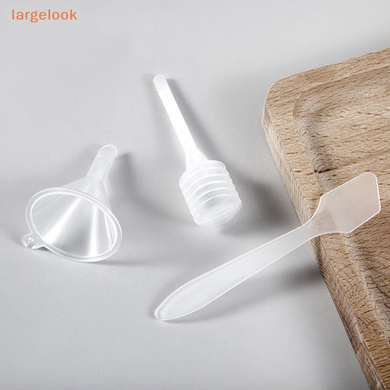 Set 4 Chai Đựng Mỹ Phẩm Dạng Xịt Tiện Dụng Chất Lượng Cao