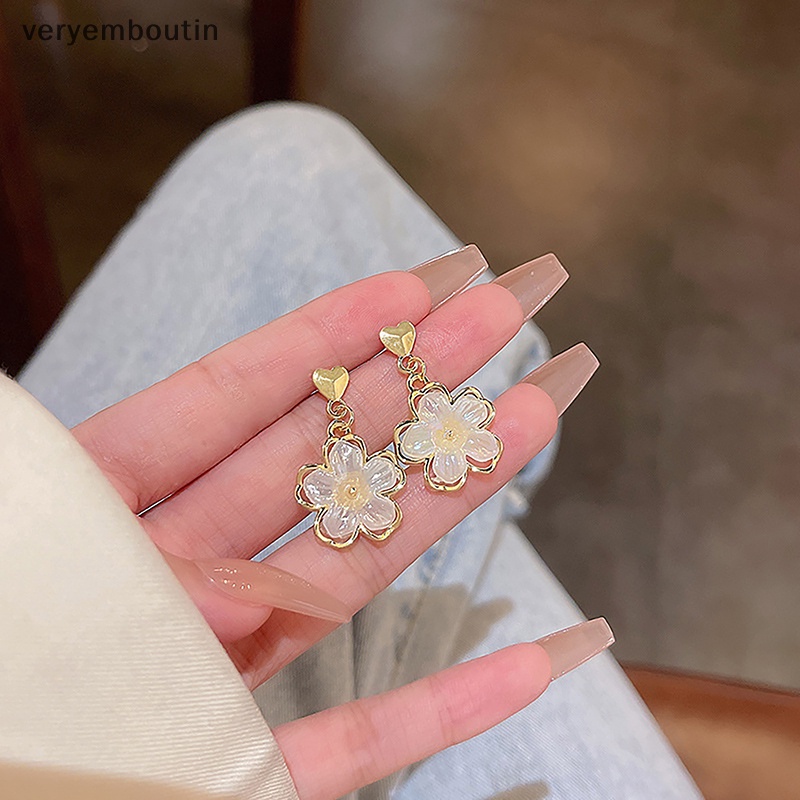Bông Tai Hình Hoa Bằng Nhựa Resin Phong Cách Hàn Quốc Thời Trang Cho Nữ