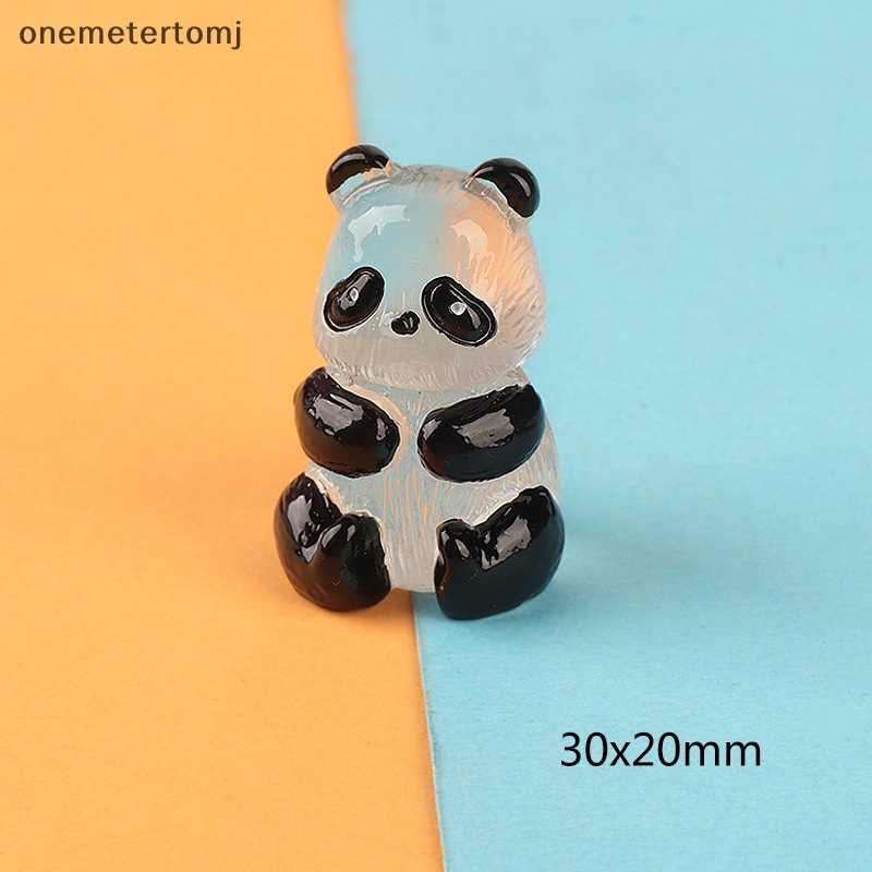 Set 2 Móc Khóa Hình Gấu Trúc 3D Phát Sáng Dễ Thương