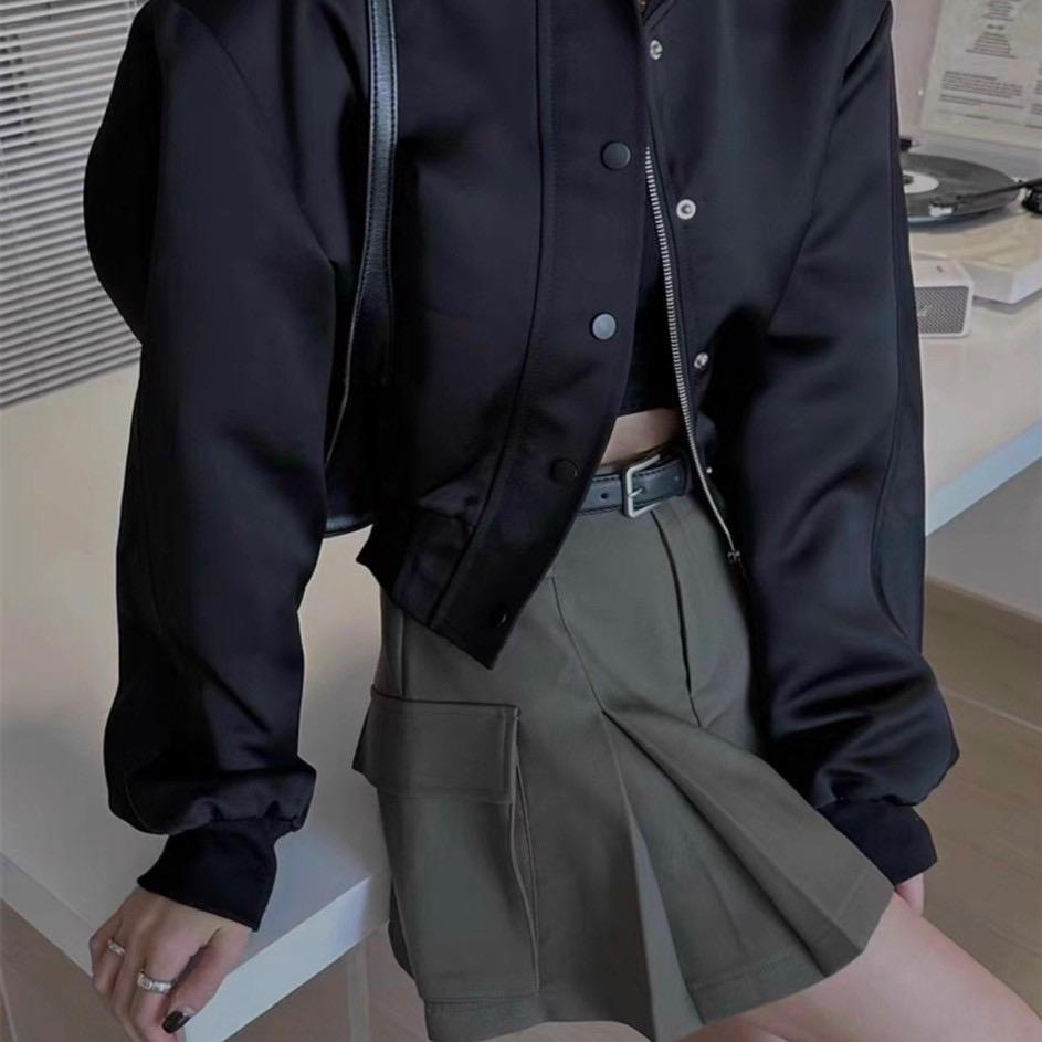 Áo khóac lửng croptop bomber túi nắp thêu logo kaki da lộn 2 lớp unisex nam nữ